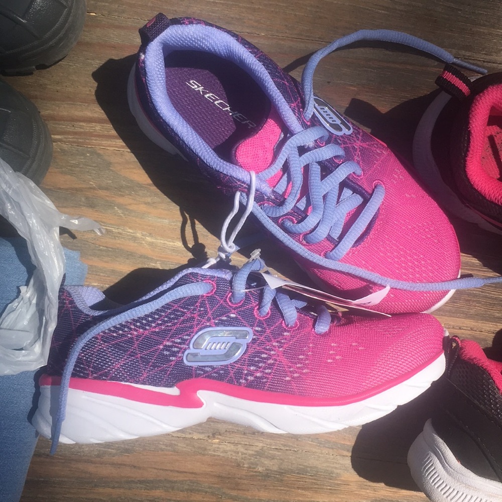 Kids girls sketchers